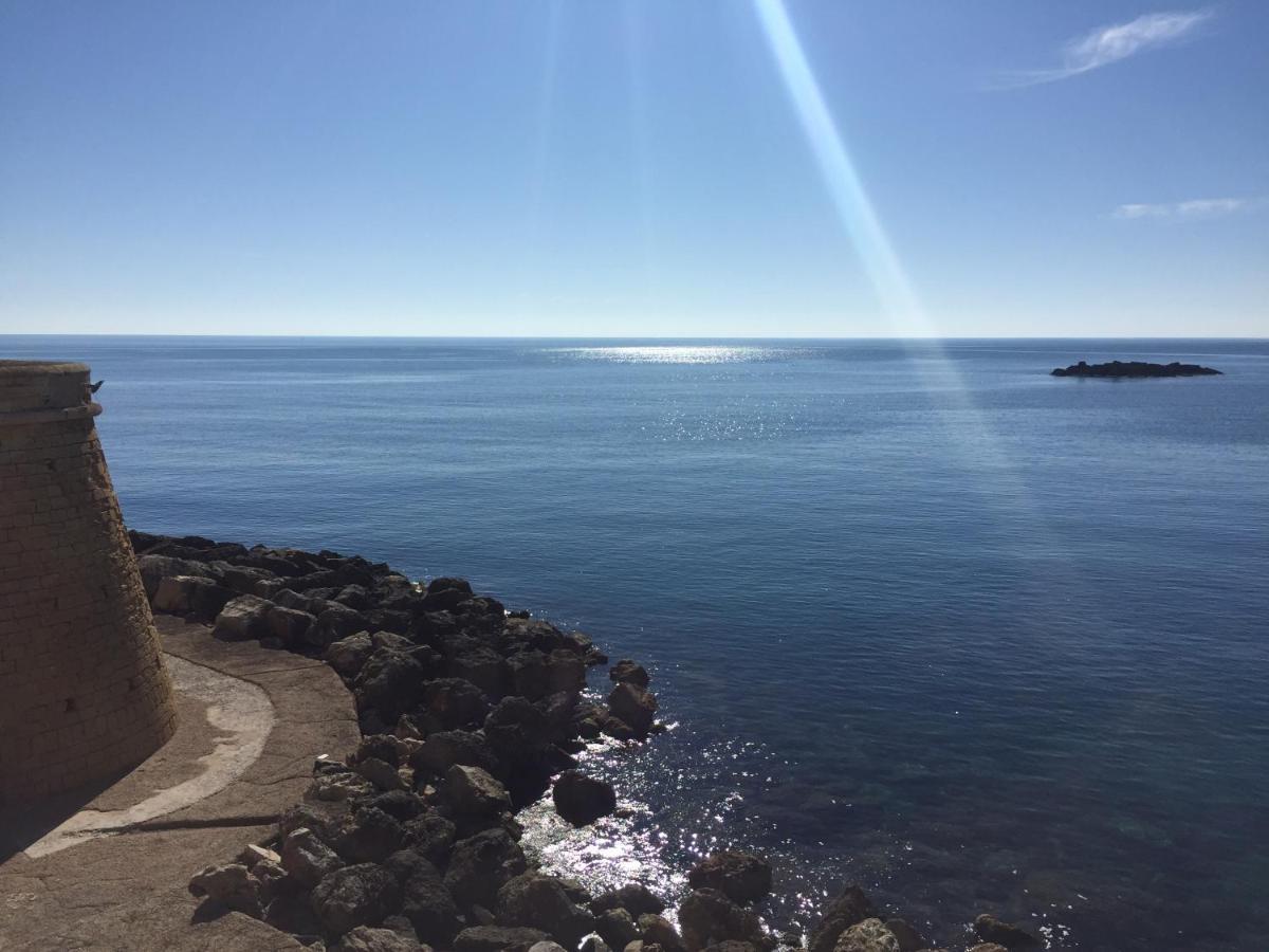 Lunaspina Gallipoli Bagian luar foto
