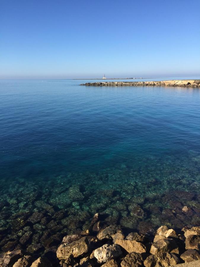 Lunaspina Gallipoli Bagian luar foto
